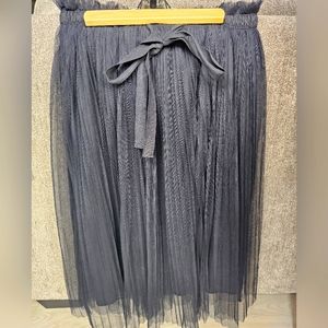 Black pleaded skirt XL